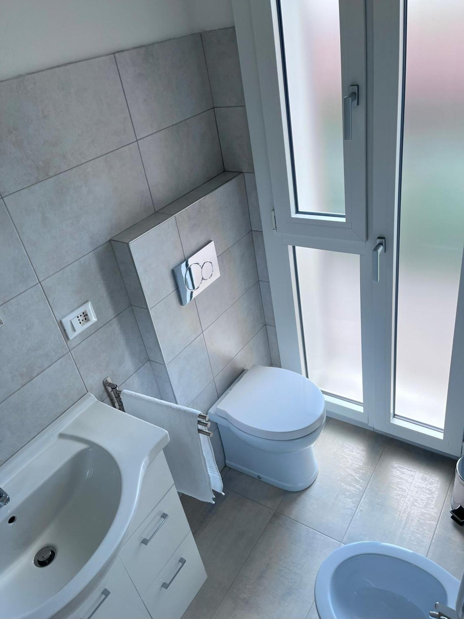 B&Bononia View Bologna Ngoại thất bức ảnh